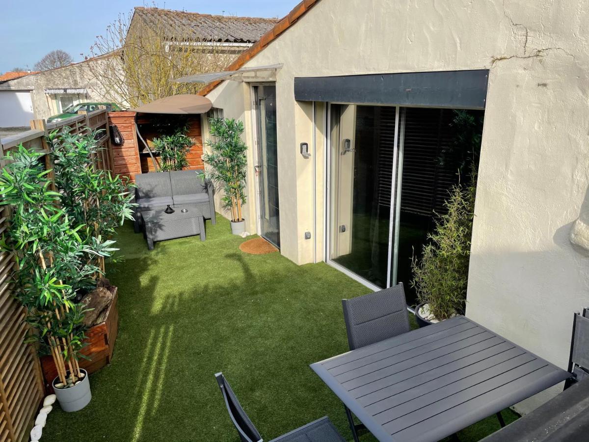 Love Suites & Spa "Le Loft" Avec Jacuzzi Privatif Médis Kültér fotó