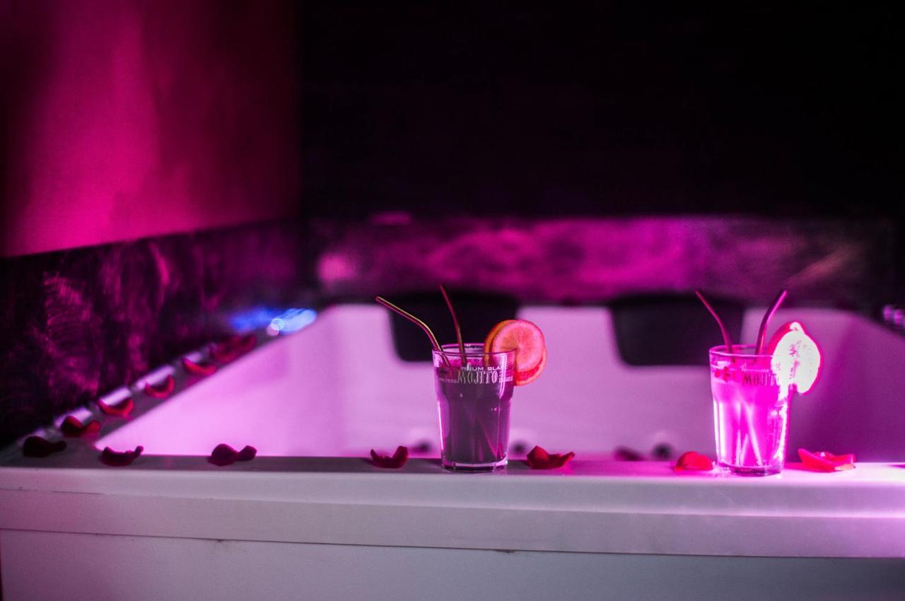Love Suites & Spa "Le Loft" Avec Jacuzzi Privatif Médis Kültér fotó